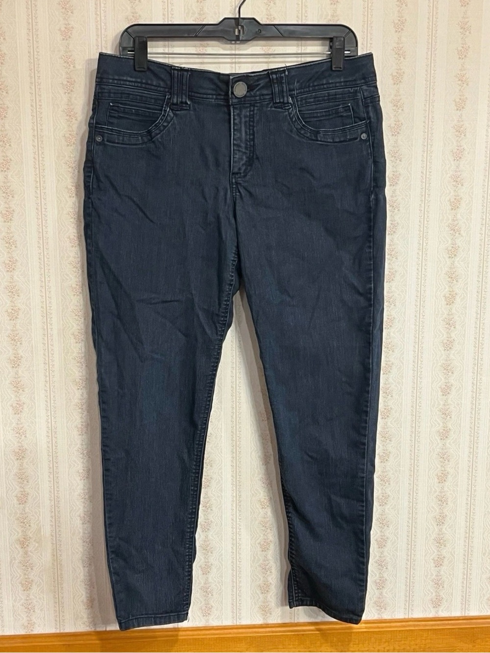 Women's Dark Blue Jeans